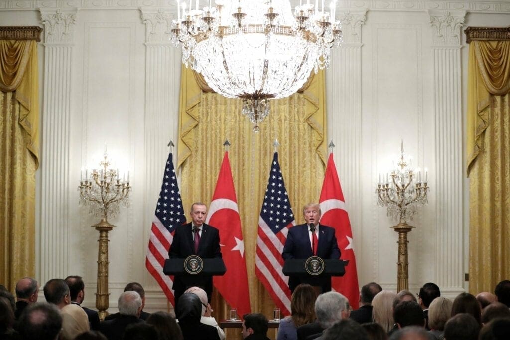 beyaz-saray-zirvesi
